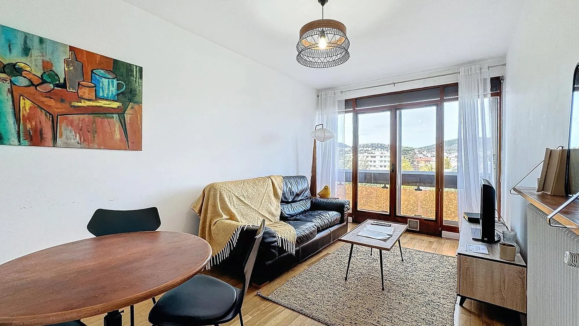 Appartement La Lassolas - Charmant T2 Avec Balcon Et Garage Chamalières